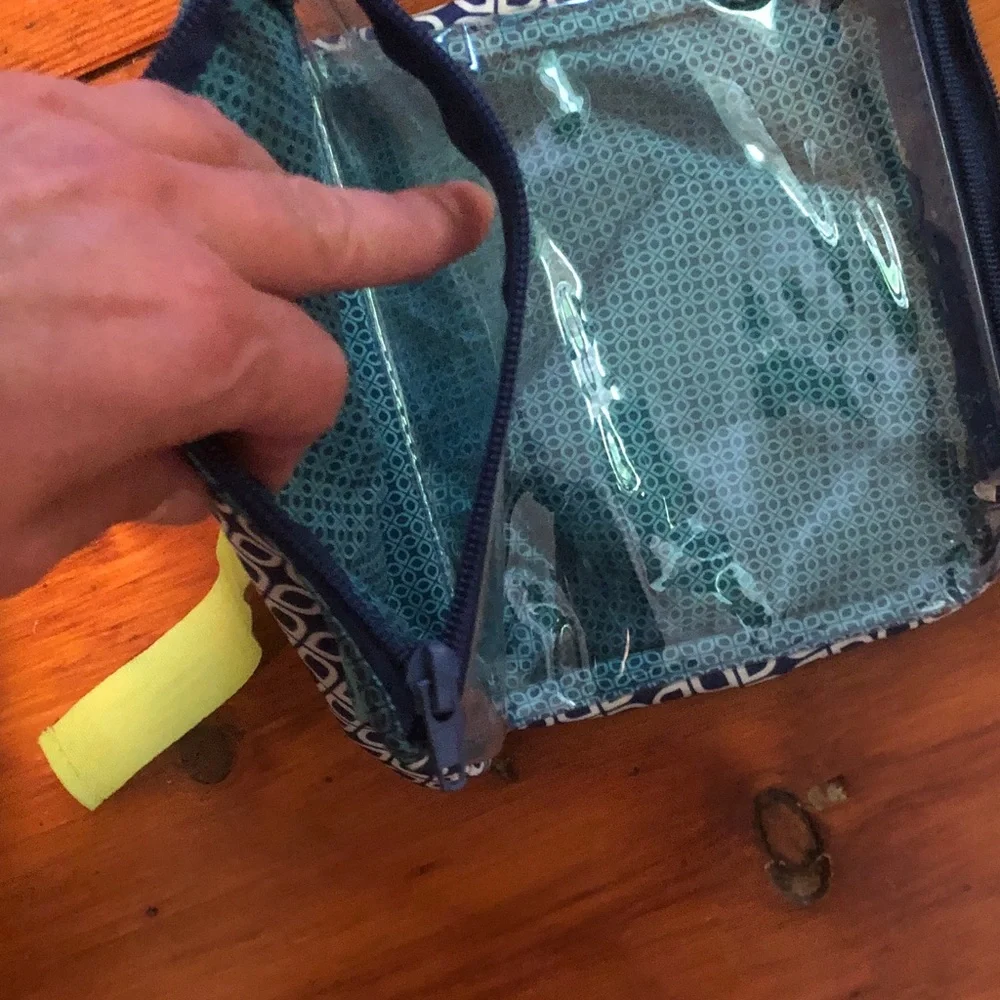 Safety 1st Navy Geometric Insulated Snack Bag with Lime Strap